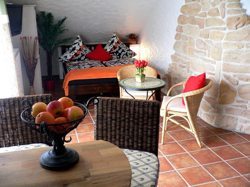 Apartmenthaus Casa Palma Buehl  Phòng bức ảnh