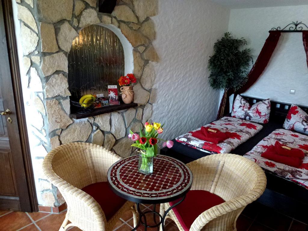 Apartmenthaus Casa Palma Buehl  Ngoại thất bức ảnh
